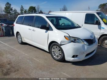  Salvage Toyota Sienna