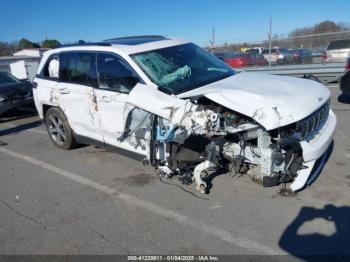  Salvage Jeep Grand Cherokee