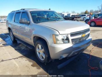  Salvage Chevrolet Suburban 1500