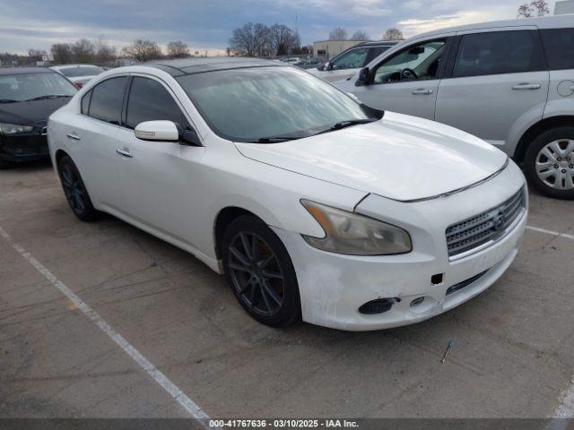  Salvage Nissan Maxima