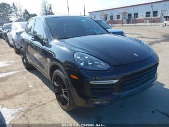  Salvage Porsche Cayenne