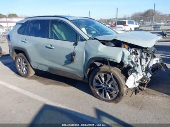  Salvage Toyota RAV4