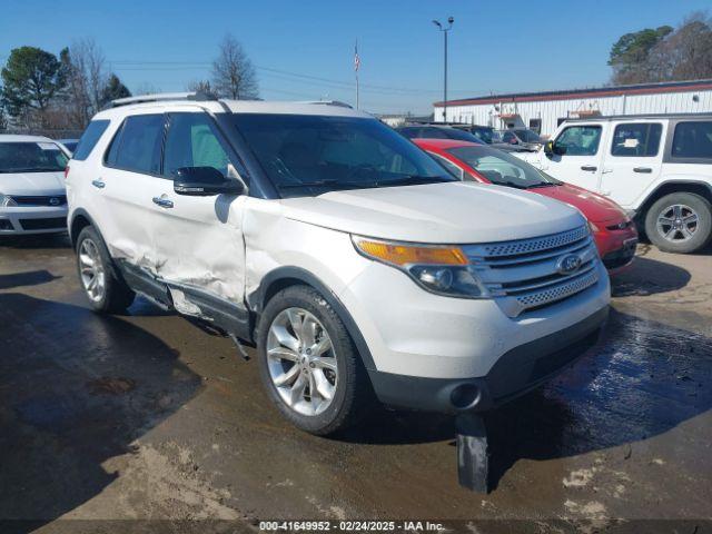  Salvage Ford Explorer