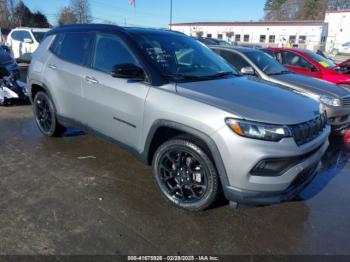  Salvage Jeep Compass