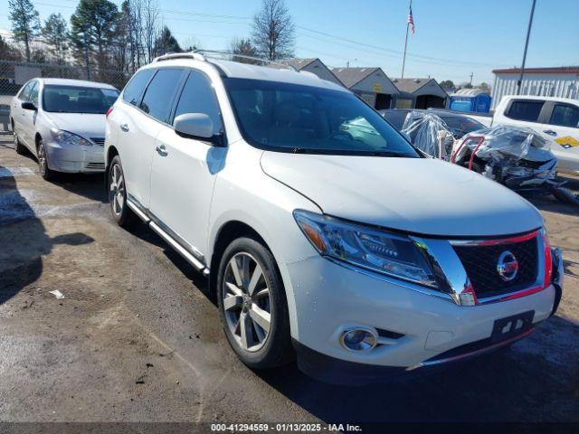  Salvage Nissan Pathfinder