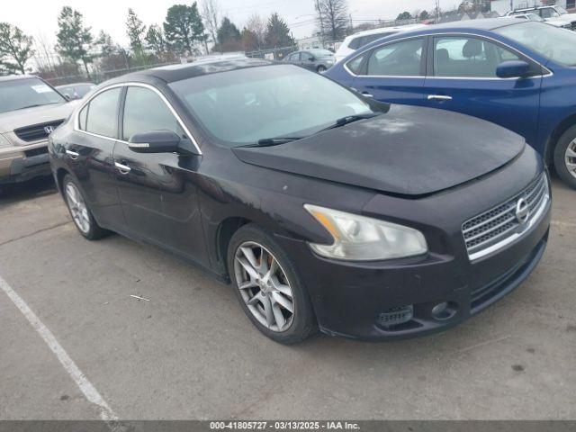  Salvage Nissan Maxima