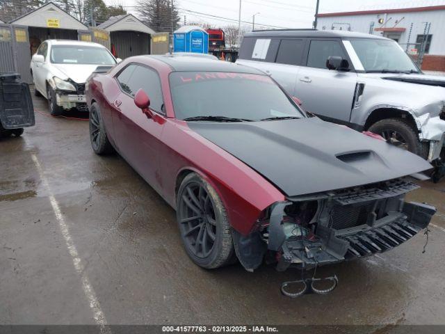  Salvage Dodge Challenger