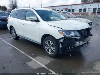  Salvage Nissan Pathfinder