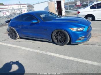  Salvage Ford Mustang