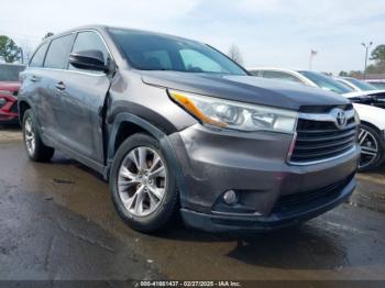  Salvage Toyota Highlander