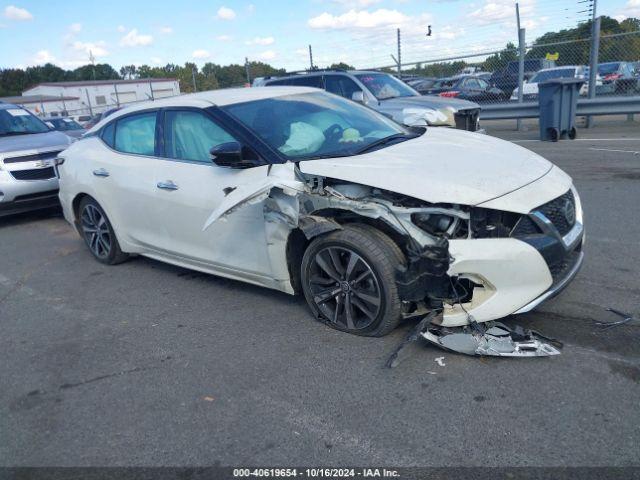  Salvage Nissan Maxima