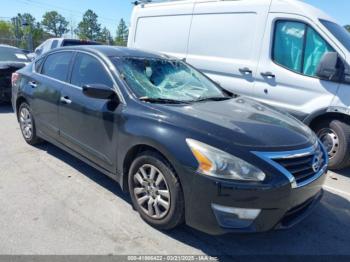  Salvage Nissan Altima