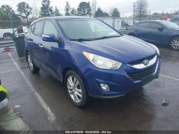  Salvage Hyundai TUCSON