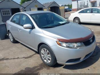  Salvage Kia Forte