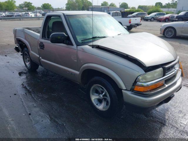  Salvage Chevrolet S-10