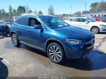  Salvage Mercedes-Benz GLA