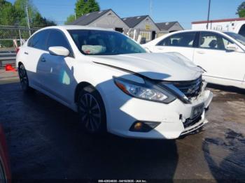  Salvage Nissan Altima