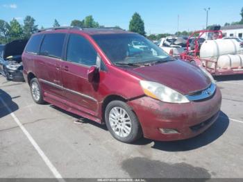  Salvage Toyota Sienna