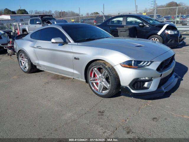  Salvage Ford Mustang
