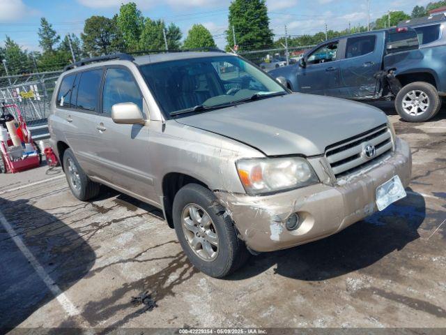  Salvage Toyota Highlander