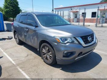  Salvage Nissan Pathfinder