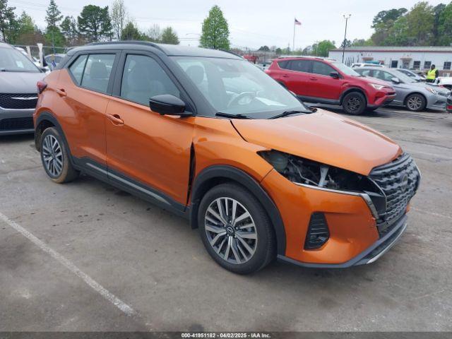  Salvage Nissan Kicks