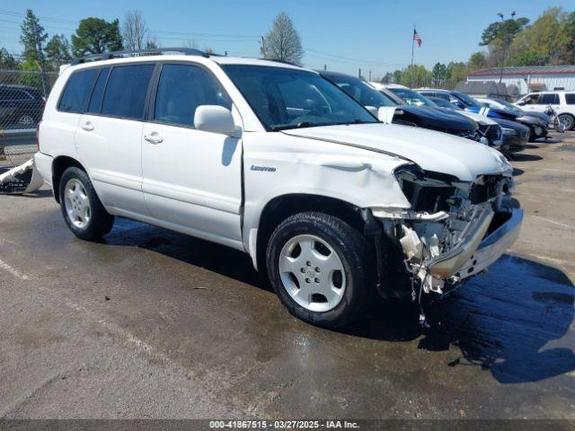  Salvage Toyota Highlander