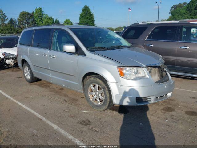  Salvage Chrysler Town & Country