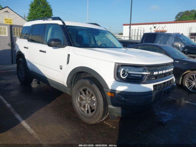  Salvage Ford Bronco