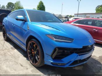  Salvage Lamborghini Urus