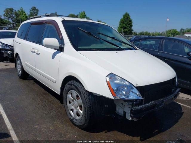 Salvage Kia Sedona
