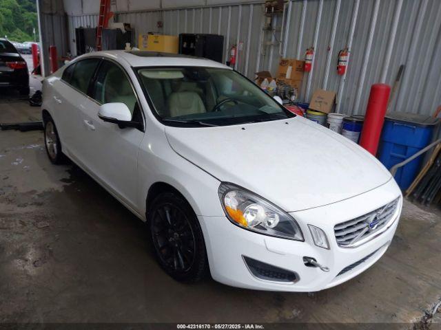  Salvage Volvo S60