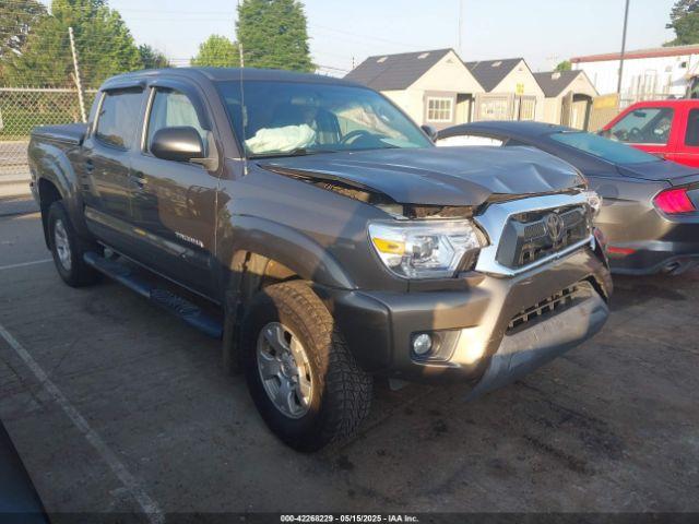  Salvage Toyota Tacoma