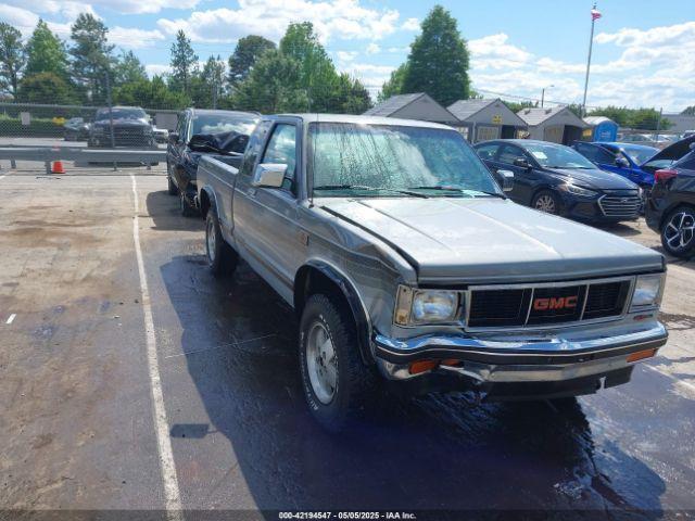  Salvage GMC S Truck