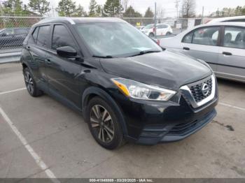  Salvage Nissan Kicks