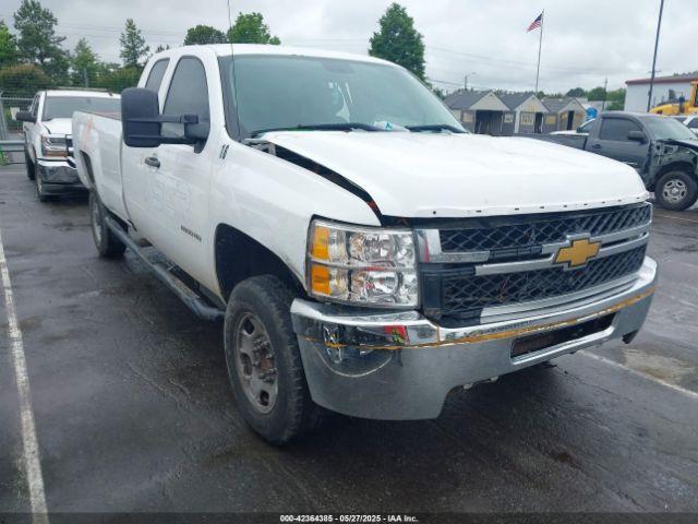  Salvage Chevrolet Silverado 2500