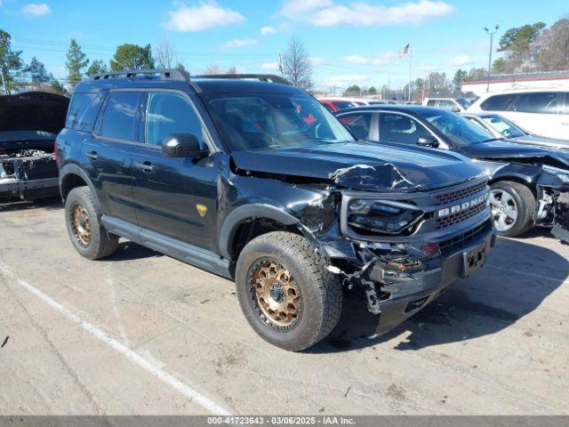  Salvage Ford Bronco