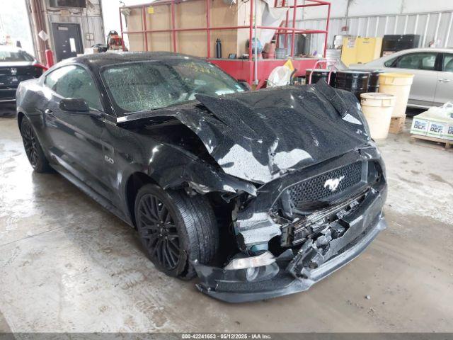  Salvage Ford Mustang