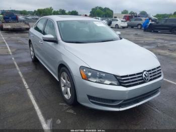  Salvage Volkswagen Passat