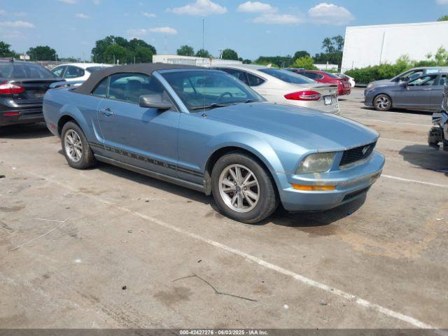  Salvage Ford Mustang