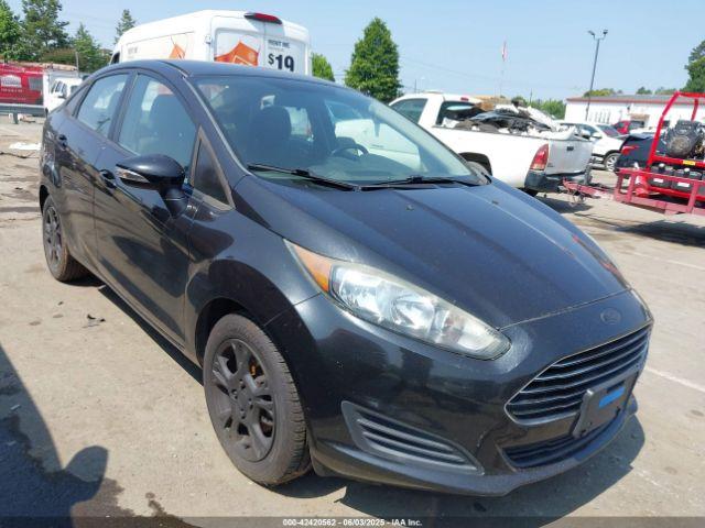  Salvage Ford Fiesta