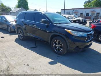  Salvage Toyota Highlander