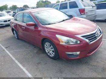  Salvage Nissan Altima