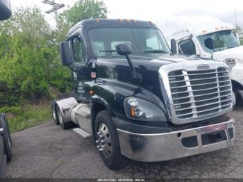  Salvage Freightliner Cascadia 125