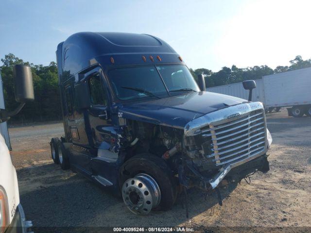  Salvage Freightliner Cascadia 125