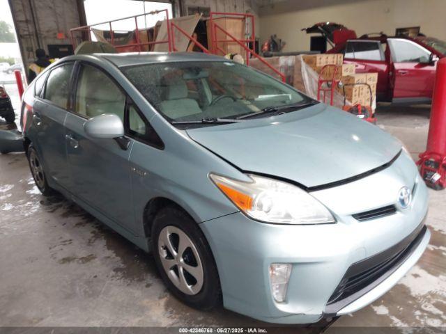  Salvage Toyota Prius