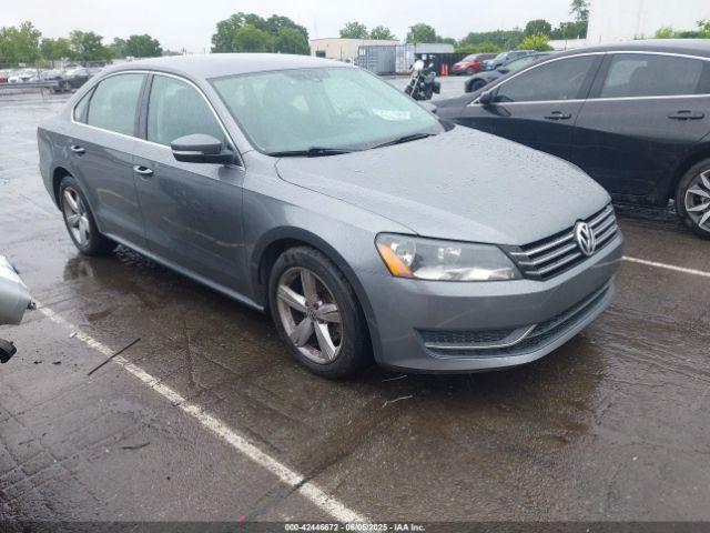  Salvage Volkswagen Passat