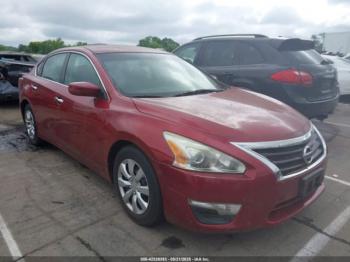  Salvage Nissan Altima