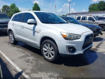  Salvage Mitsubishi Outlander
