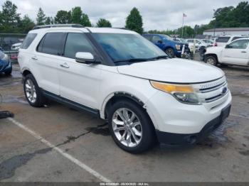  Salvage Ford Explorer